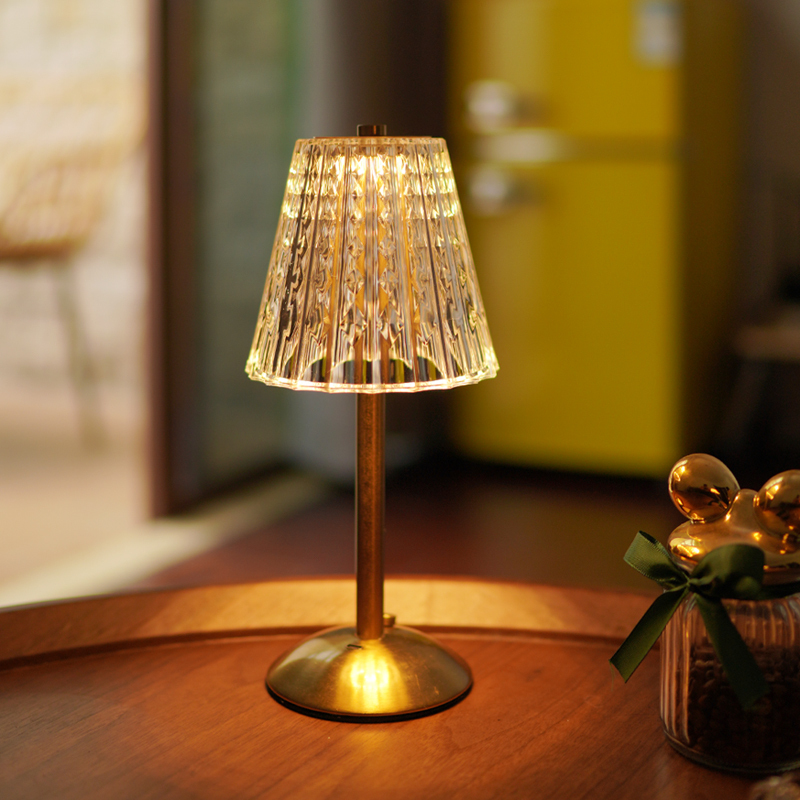 Crystal Retro Table Lamp, Bedroom Bedside Lamp, Light Luxury Atmosphere Lamp, Bedside Table Lamp, Rechargeable Night Light, Master Bedroom High-End Feel