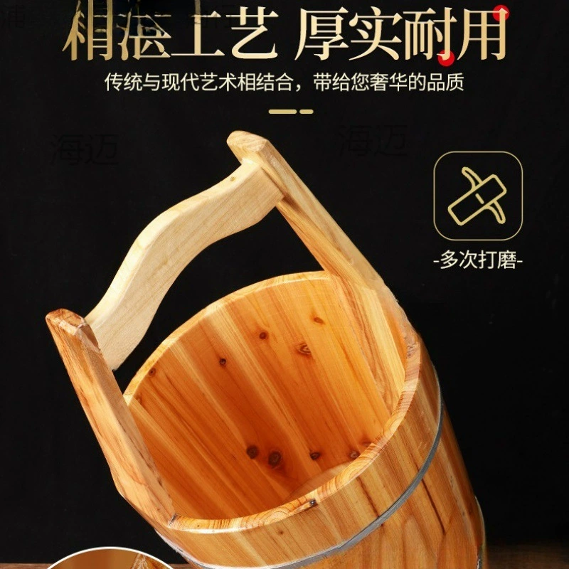 Старинный деревянный ведро? handheld spoon