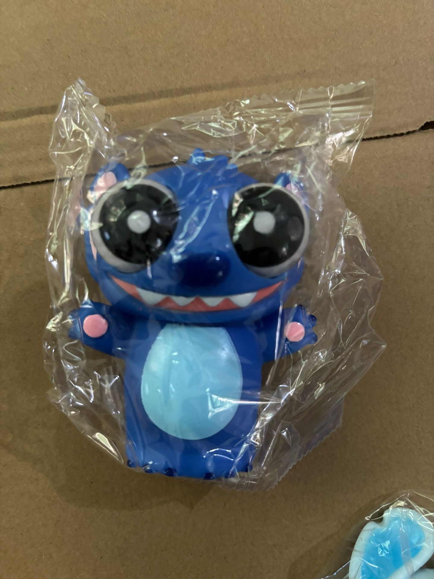 Creativo dragón de ojo pellizco juguete de descompresión extraña ventilación artefacto de descompresión juguete de muñeca de ojo pequeño dragón