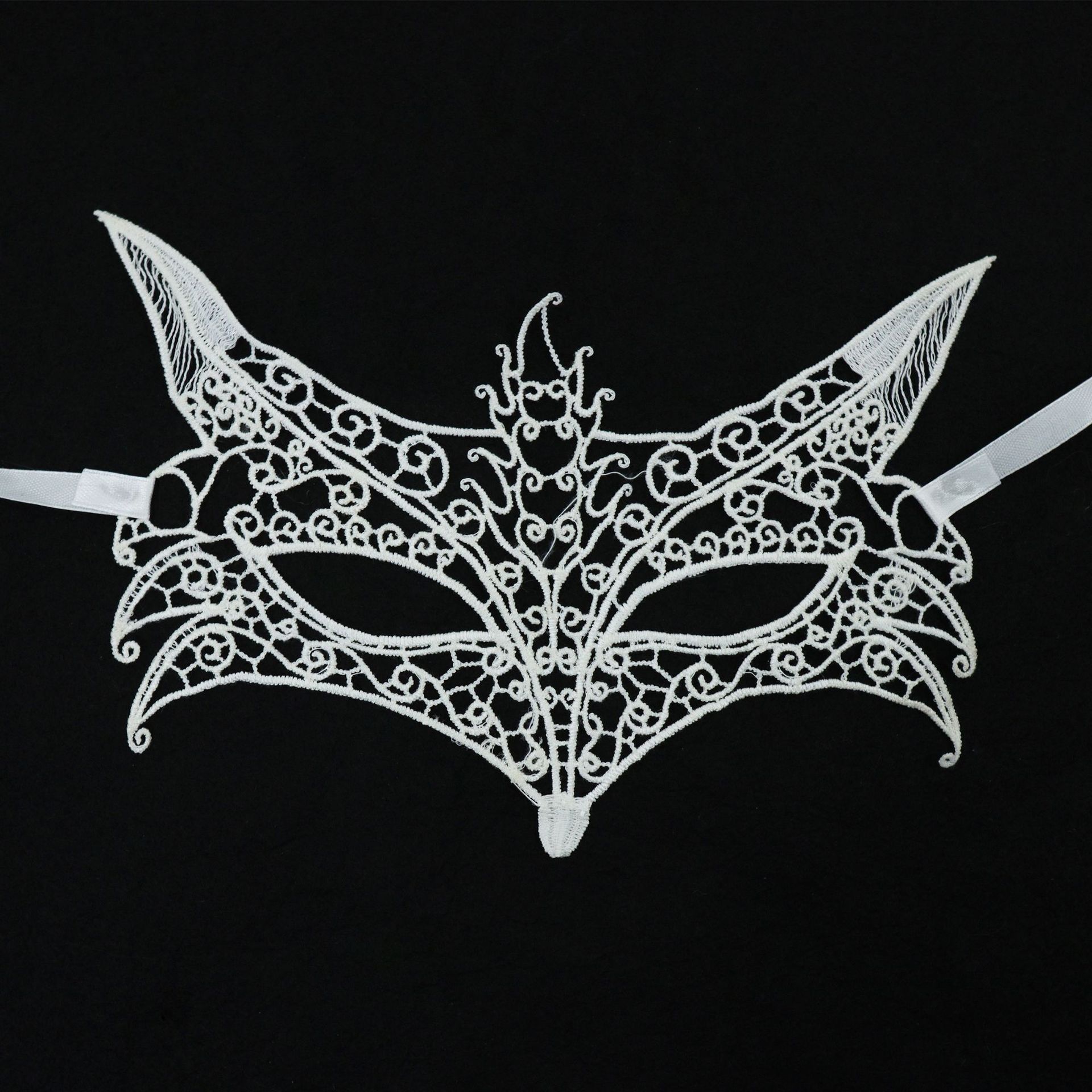 Carnaval máscara de encaje de venta transfronteriza máscara de maquillaje de fiesta de baile máscara de encaje amorfa máscara TK