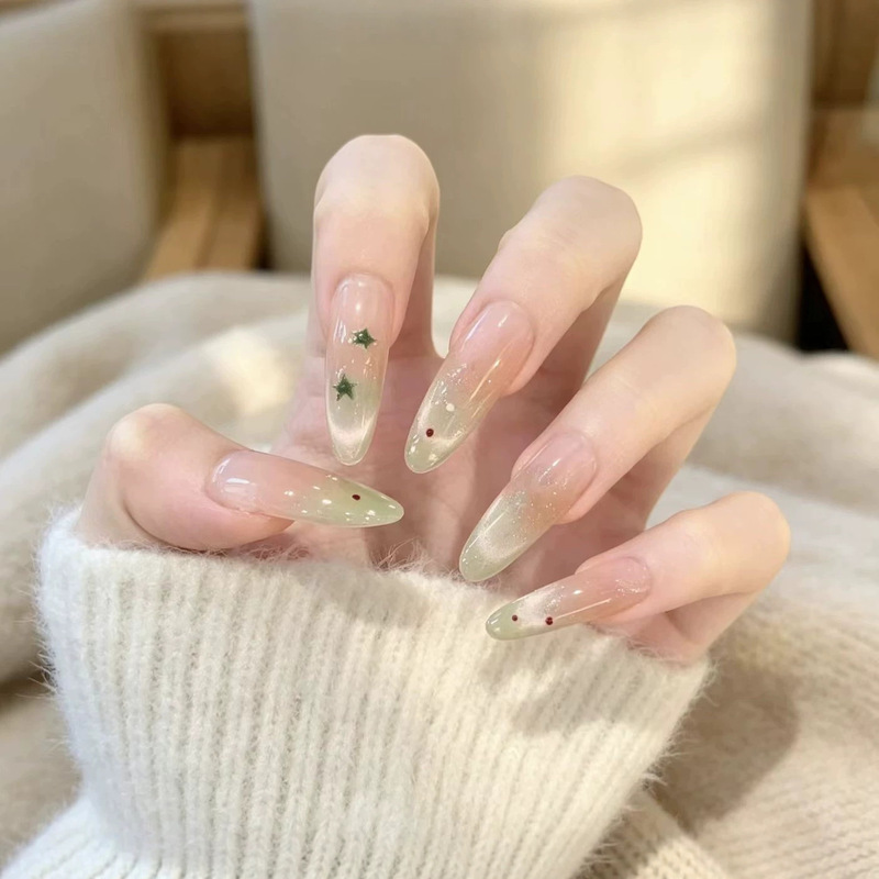 Mint green, fresh and elegant, French cat-eye translucent wearable nails, medium oval, flattering false nail patches