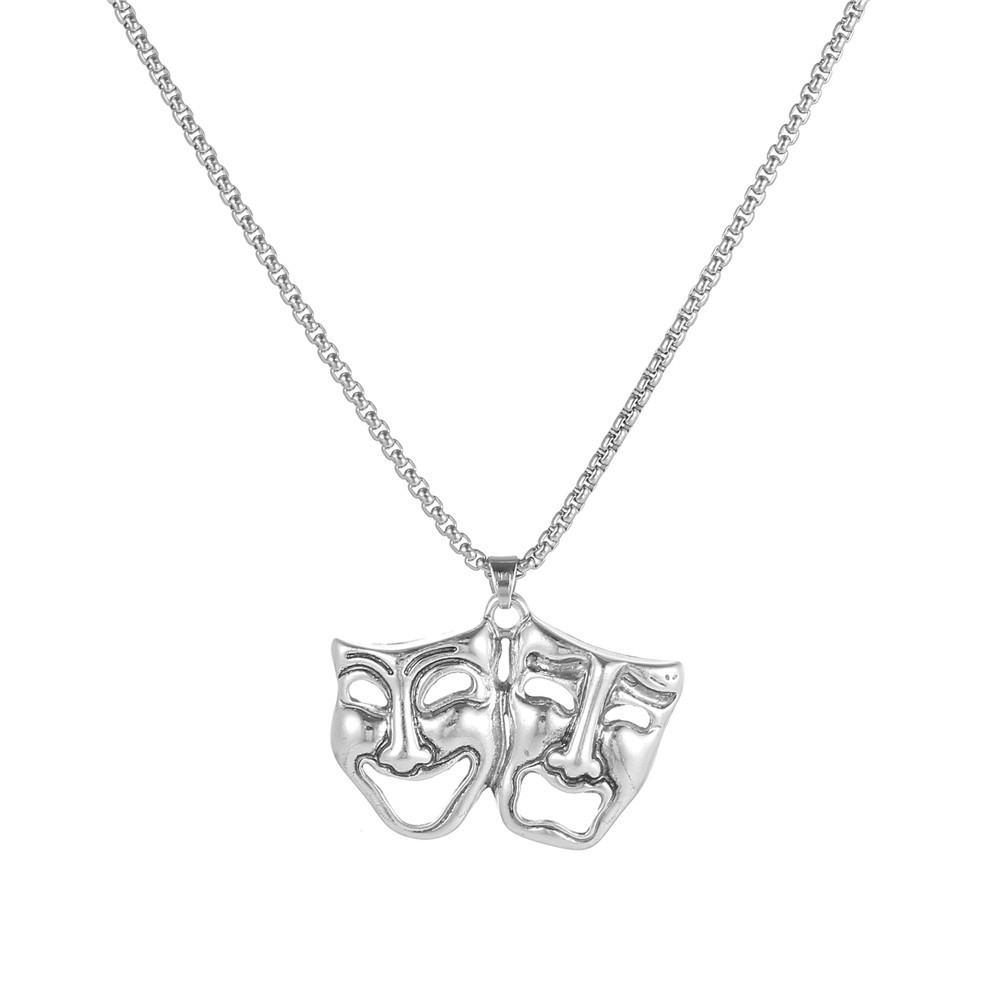 fashion new sweater chain heart hip-hop trend cool skull clavicle chain