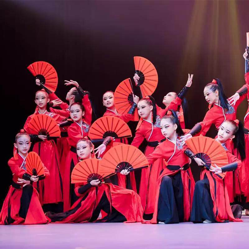 Snow Dragon's Song Classical Dance Performance Costume Fan Dance Heroic Style Ancient Costume Youth Group Dance Opening Dance Red Show Performance Costume Snow Dragon's Song Classical Dance Performance Costume Fan Dance Heroic Style Ancient Costume Youth Group Dance Opening Dance Red Show Performance Costume
