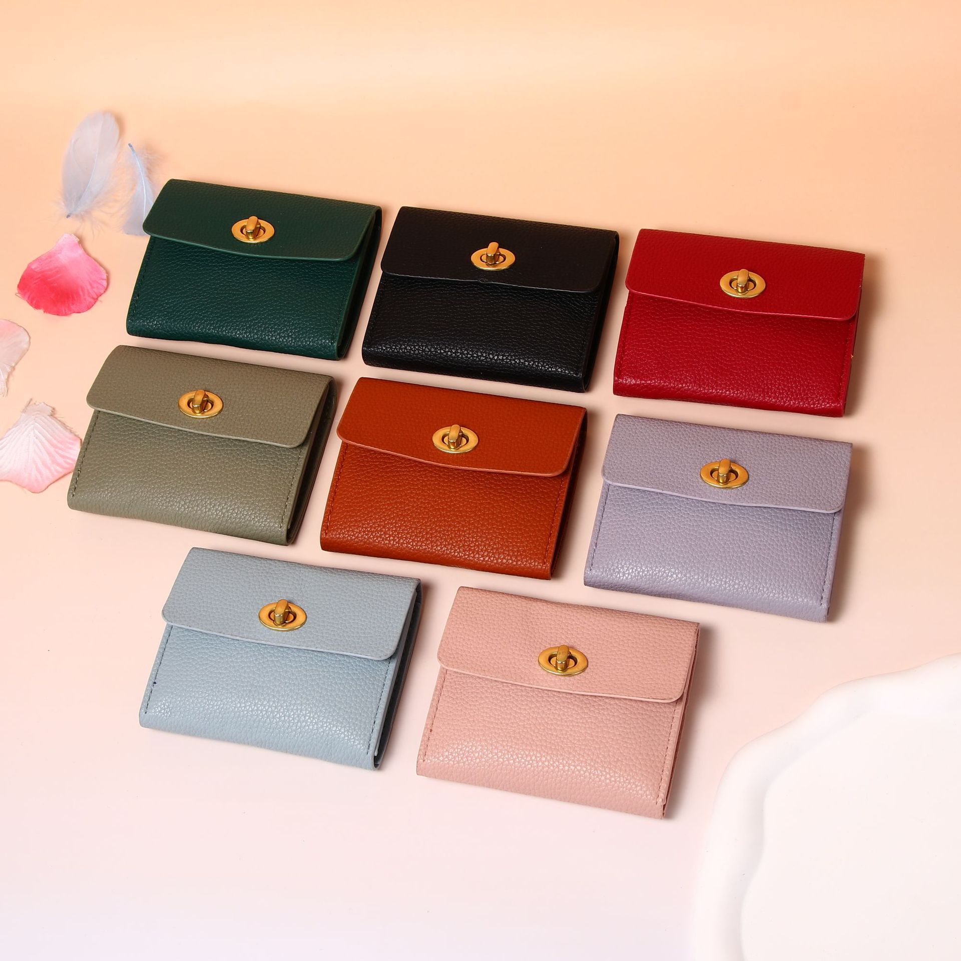 Women's Solid Color Pu Leather Lock Clasp Wallets display picture 1