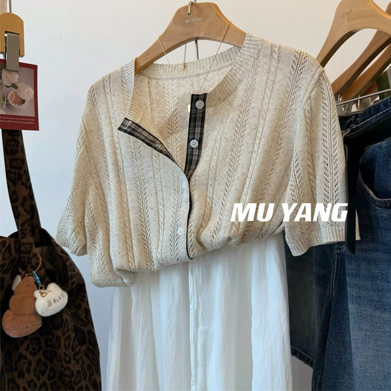 Muyang Exquisite Craftsmanship! Plaid Patchwork Hollow-Out Pattern Short-Sleeve Knit Cardigan for Women, Korean Style Gentle Cardigan Muyang Exquisite Craftsmanship! Plaid Patchwork Hollow-Out Pattern Short-Sleeve Knit Cardigan for Women, Korean Style Gentle Cardigan