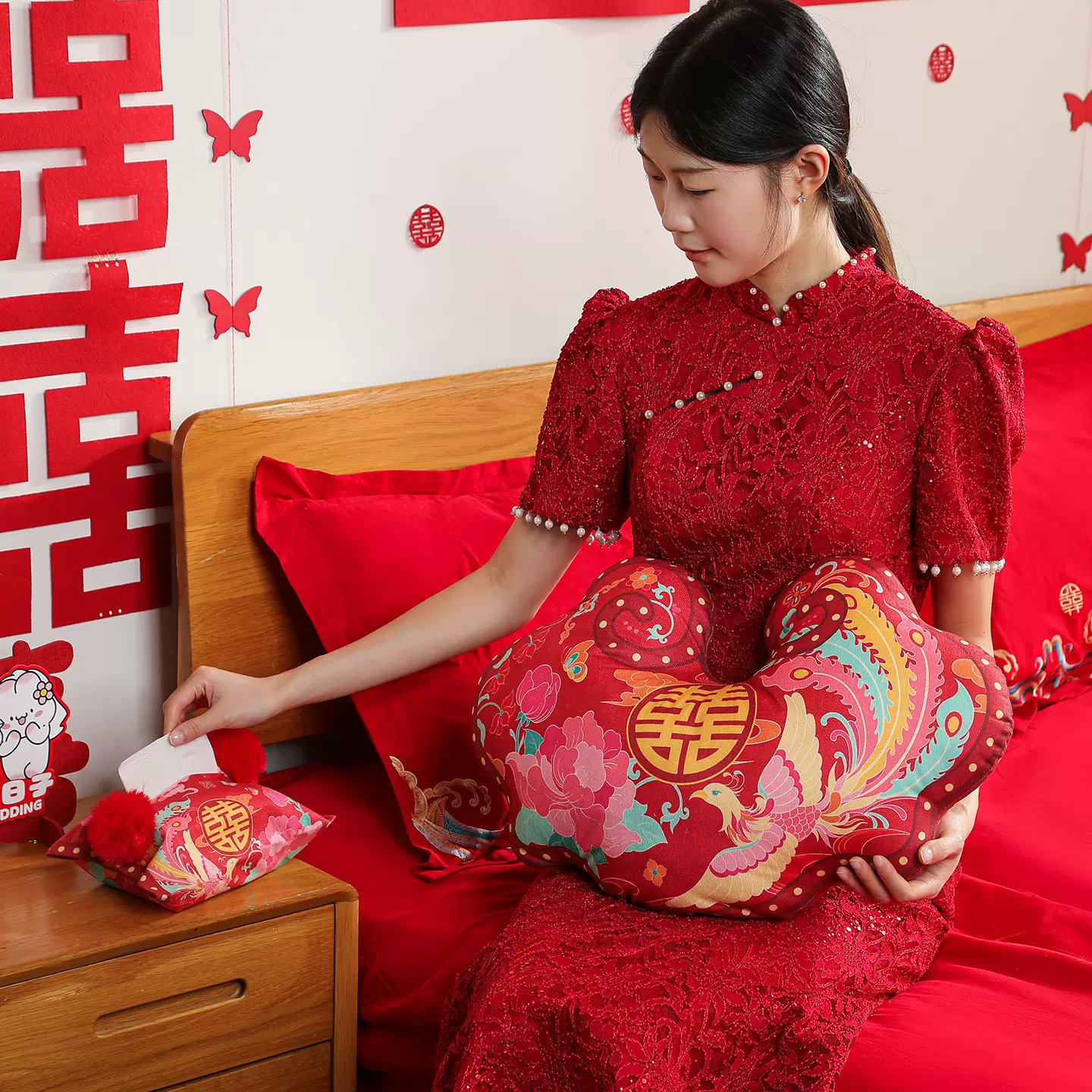 ✅结婚喜字抱枕一对婚房布置套装送新人礼物客厅沙发压床靠枕