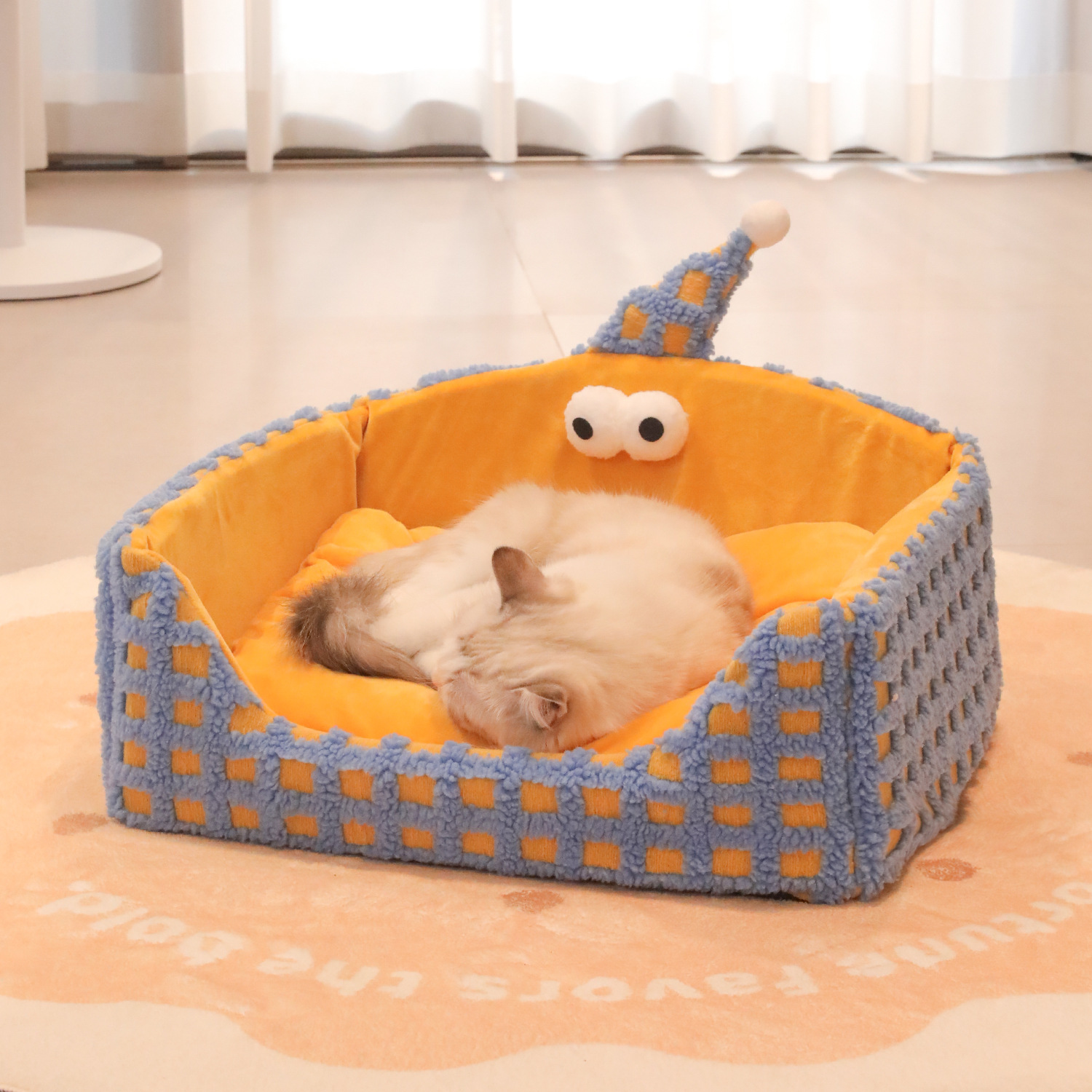 Pipitao nido para mascotas extraíble y lavable otoño e invierno nuevo estilo rejilla tejida sombrero triangular nido de esponja fábrica al por mayor nido para gatos