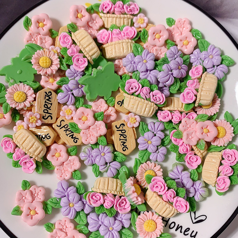Simulación de dibujos animados flores dulces DIY adornos refrigeradores pegamento de crema accesorios accesorios de resina accesorios accesorios materiales de joyería al por mayor