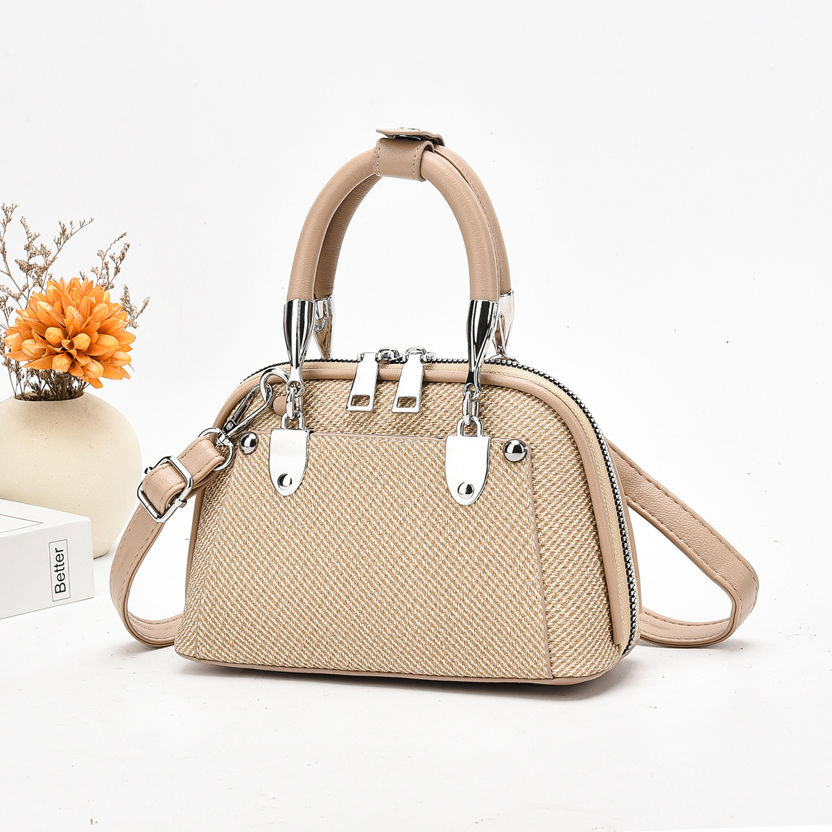 2025 nuevo estilo temperamento bolso de mujer bolso grande bolso de hombro de mujer salvaje otoño e invierno versión coreana de moda mensajero de moda mujer