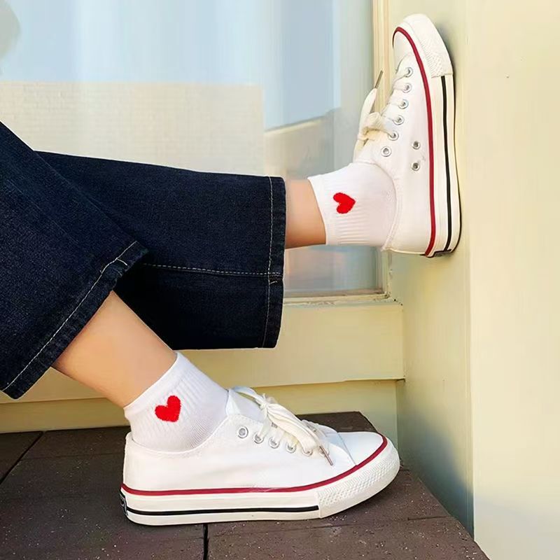 Street Fashion Socks, Low-Key and Versatile, Black and White with Red Hearts, Women's Socks for Spring and Summer, Thin, Breathable, Sweat-Absorbent, Short Tube Boat Socks Wholesale