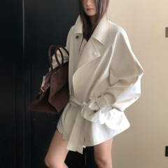 白色时尚短款风衣外套女2025新款秋系带高级感休闲宽松韩系大衣