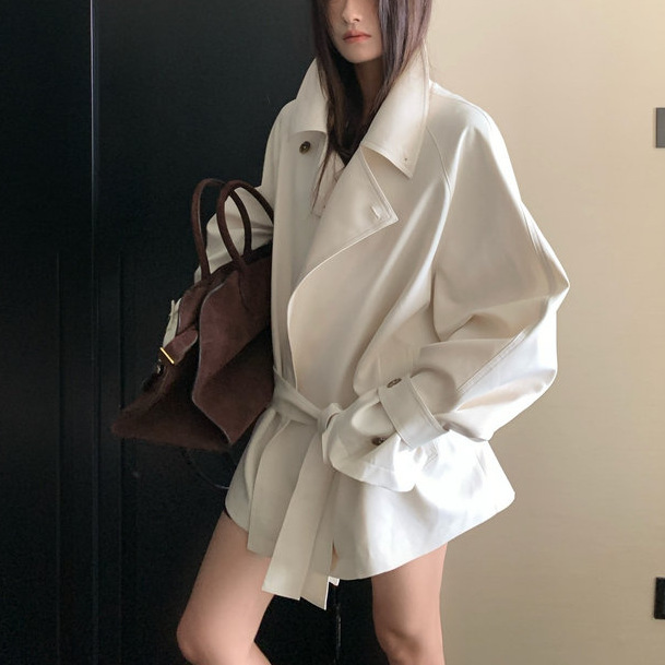 White Fashionable Short Trench Coat for Women 2026 New Autumn Style with Tie, High-End Casual Loose Korean Style Coat