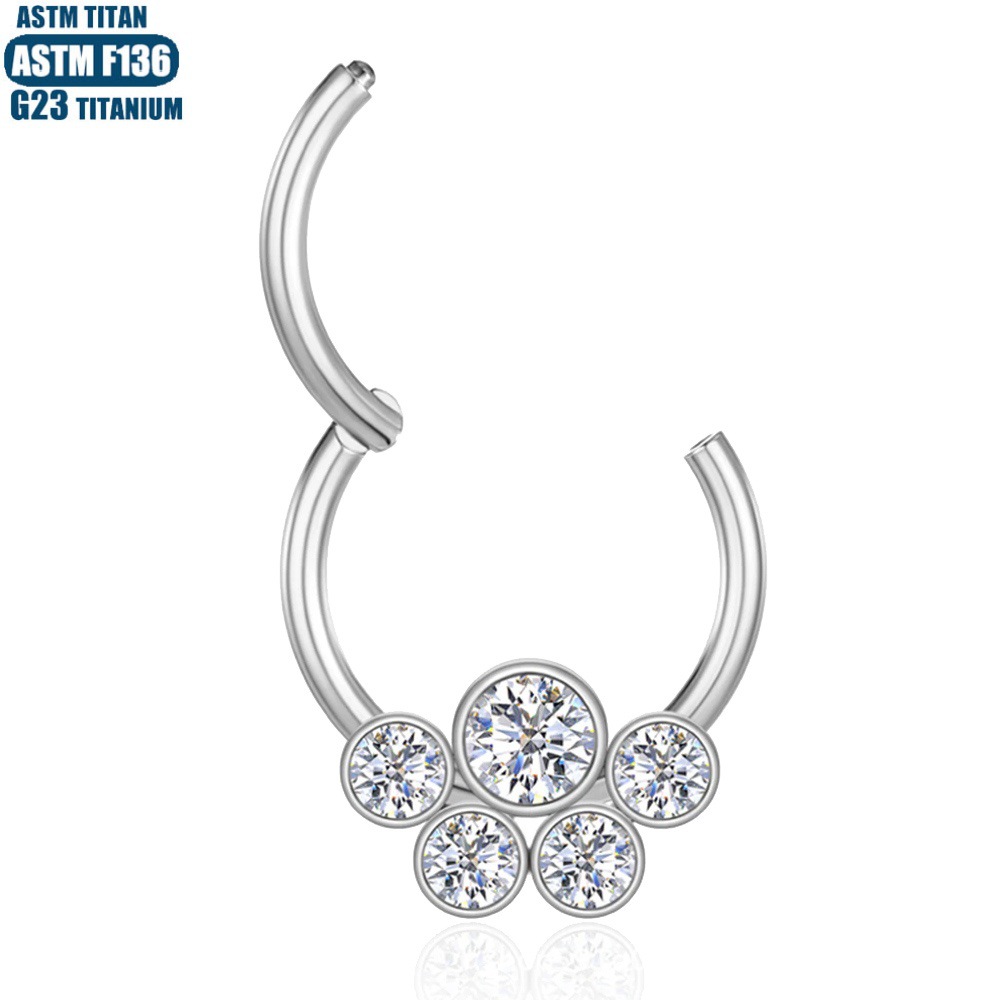 16G labret stud size and finish detail
