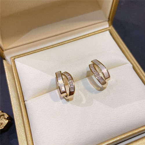 HI luck same style spliced ​​shell zircon earrings S925 silver ladylike temperament small fresh and exquisite earrings
