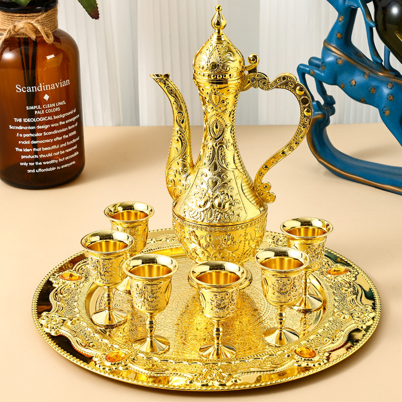 Direct Manufacturer Sales European Creative Alcohol Set Antique Style Baijiu Home Decanter Glassware Set with Decanter Glass and Stand