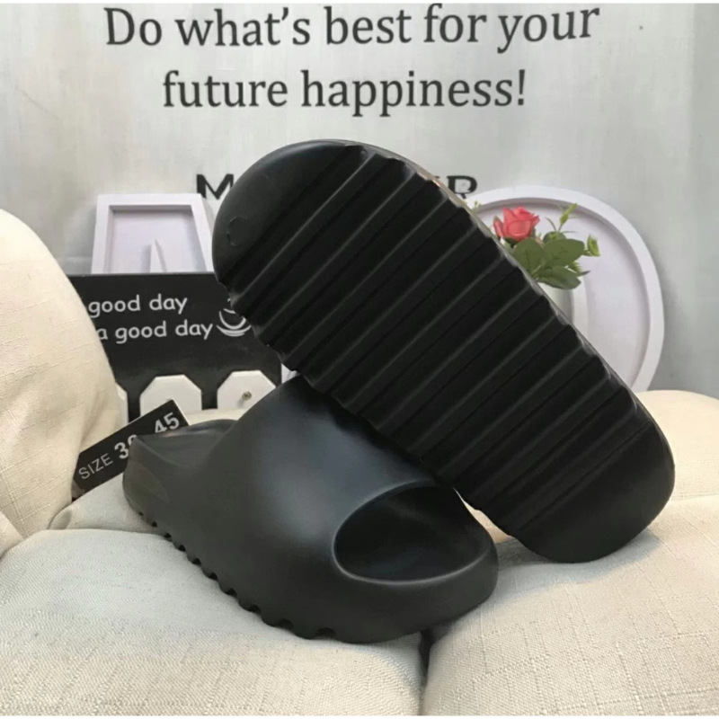 Zapatillas transfronterizas para hombres EVA sensación de mierda de verano de coco para parejas antideslizantes para el baño doméstico zapatillas frías para mujeres