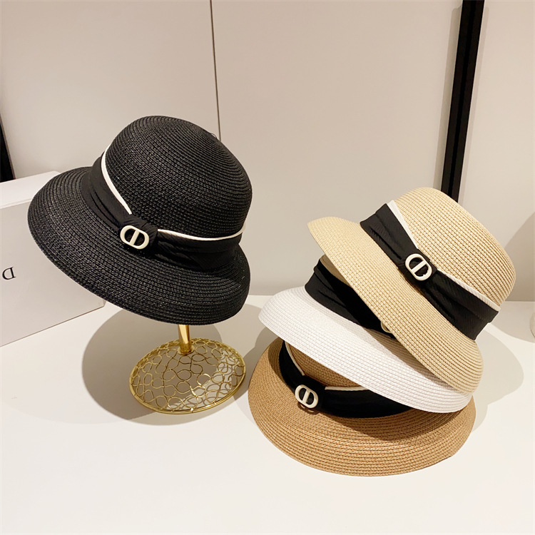 French Hepburn style lampshade straw hat summer seaside sunshade beach sun hat face-looking small elegant temperament fisherman hat