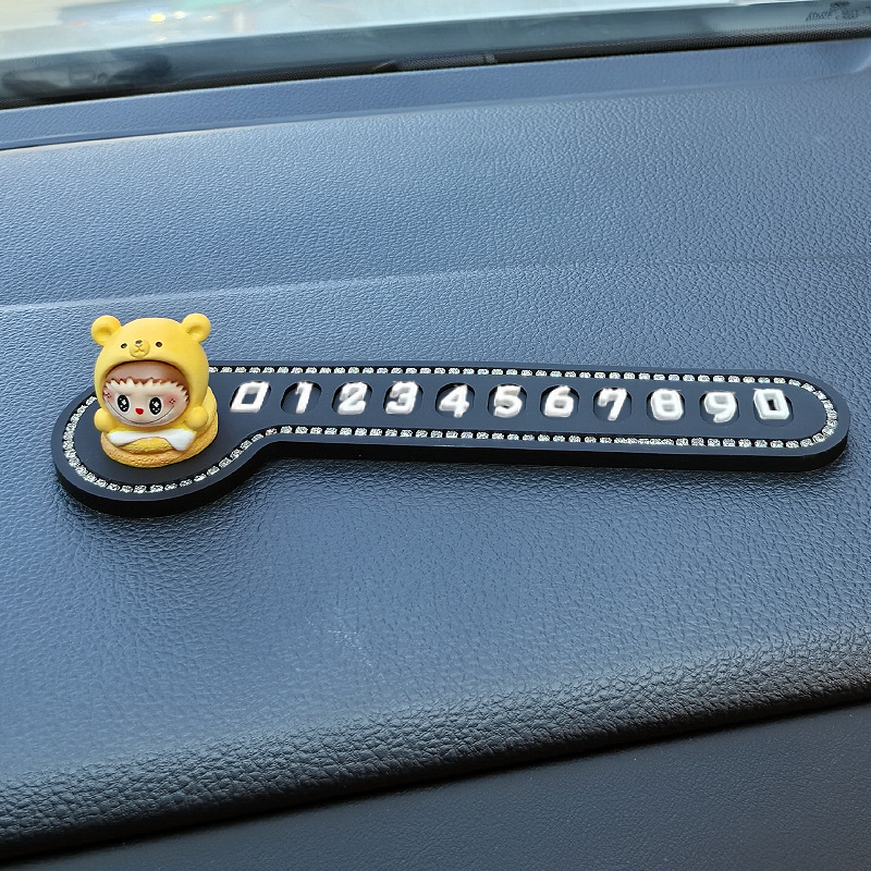 Coche creativo placa de número de estacionamiento temporal muñeca linda rabu pan coche coche coche móvil teléfono móvil mujer