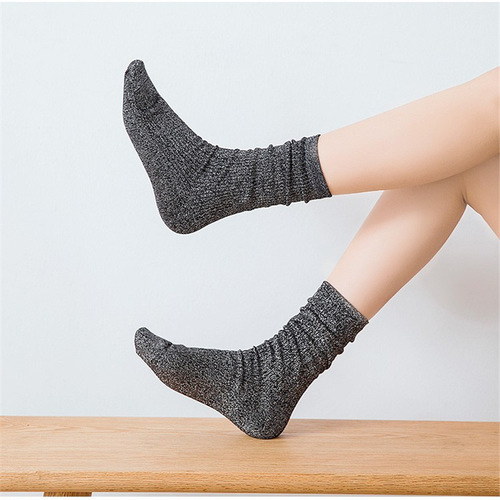 Socks, women's middle tube socks, spring and autumn ins, tide long tube gold and silver silk women's socks, breathable, sweat, autumn and winter warm stockings, women
