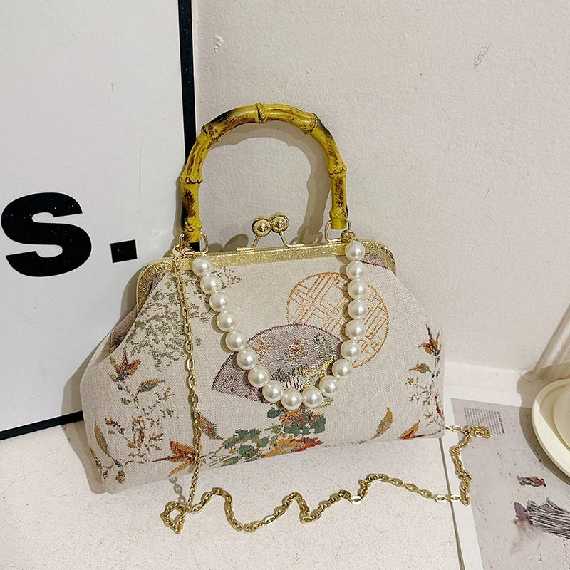 Ручная сумка через плечо из жемчуга, однолямочная сумка, замок, в стиле Chanel, с вышивкой