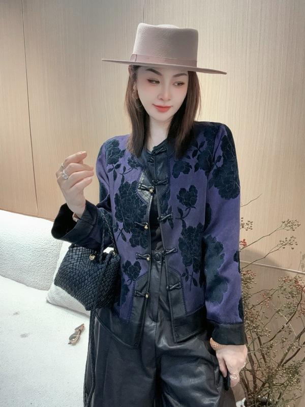新中式国风提花盘扣外套女2025秋季新款复古PU皮拼接百搭显瘦上衣|undefined