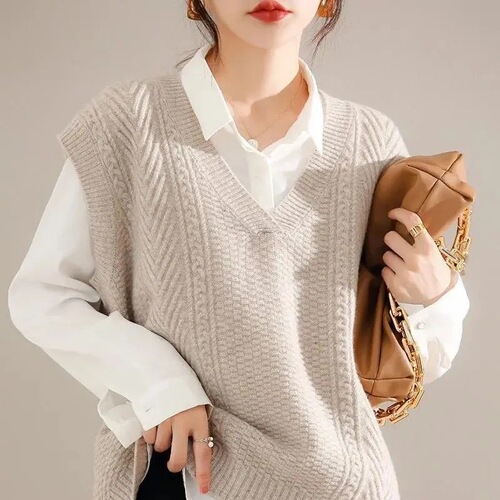 Spring and Autumn New Fashion Retro Twisted Knit Cardigan Women's Slimming V-neck Sweater Vest 