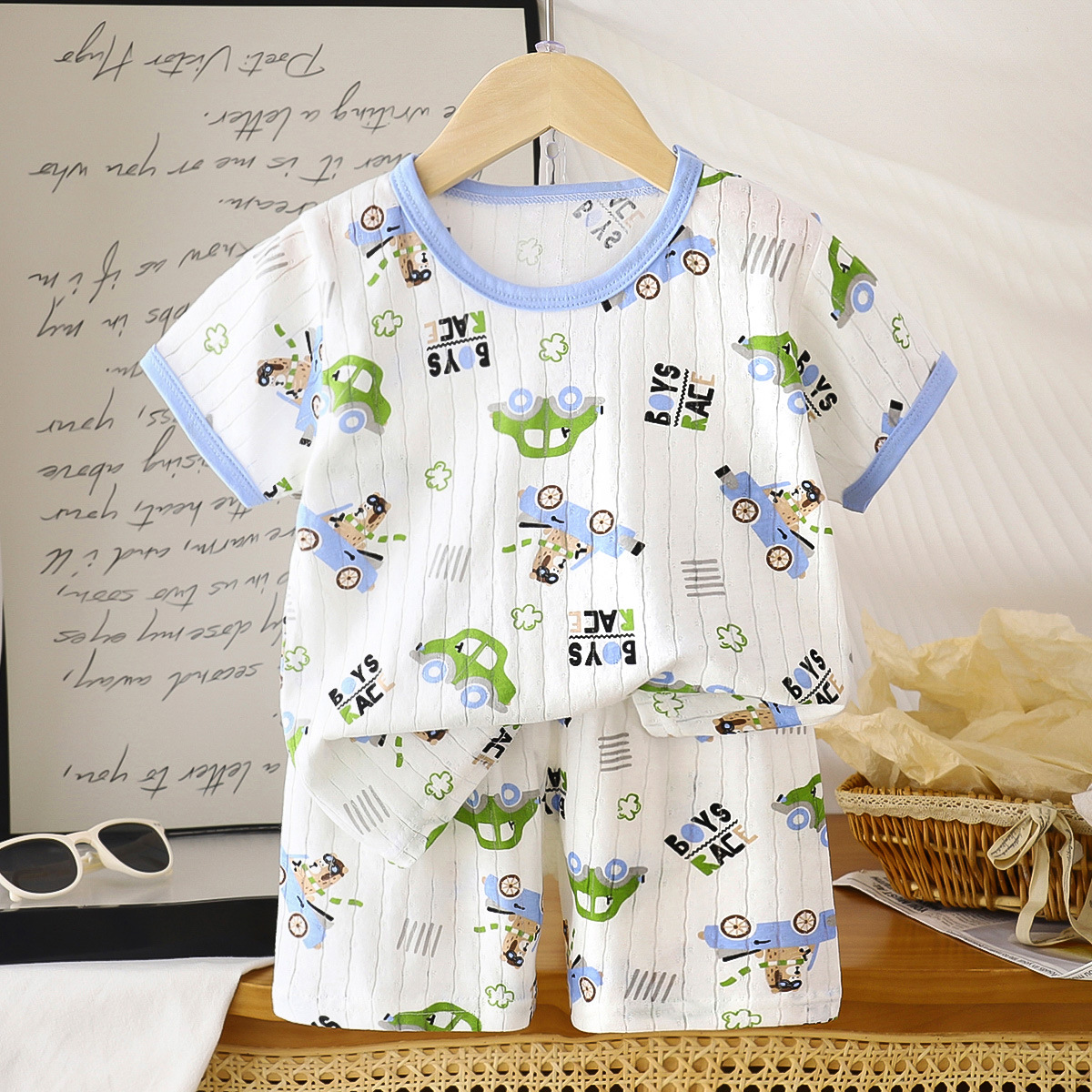 2025 verano nueva ropa para niños pantalones cortos de manga corta para niños, hombres y mujeres, camisetas para bebés, niños y niñas, algodón al por mayor