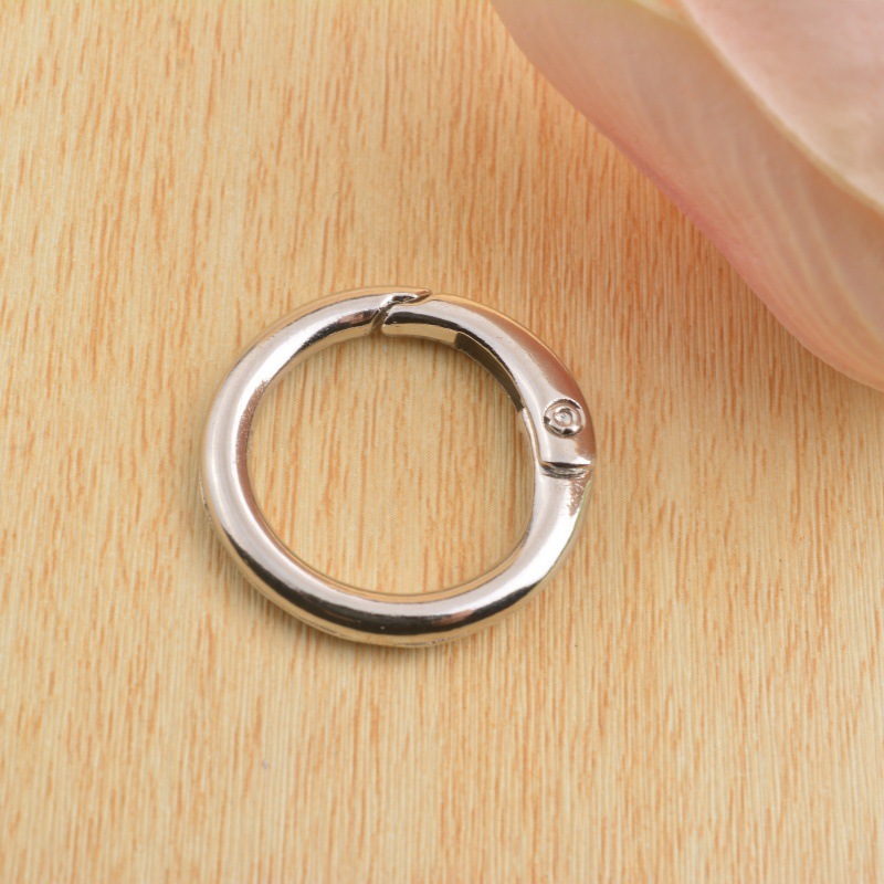 ホット販売 DIY ジュエリーアクセサリー 33 ミリメートルスプリングバックルスプリングコイル合金ペイントカラーカードリングキー材料卸売|undefined