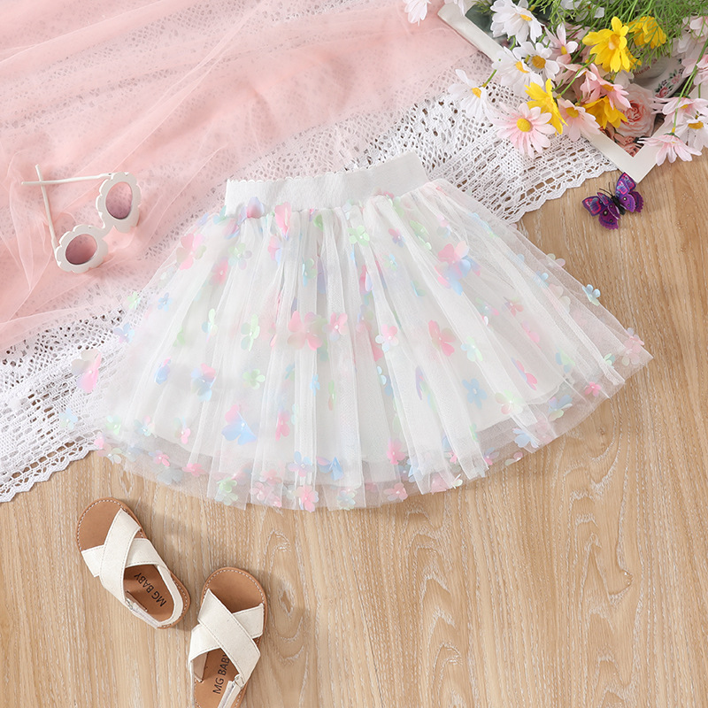 Ropa infantil al por mayor niñas coloridas mariposa tridimensional falda corta de verano falda de princesa de cuatro estaciones y media falda