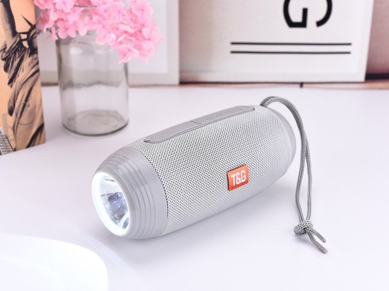 Transfronterizo TG602 altavoz Bluetooth con linterna altavoz inalámbrico portátil al aire libre mini subwoofer