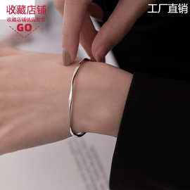 莫比乌斯环手镯女年轻款手环小众设计ins高级感素圈手链实心镯子