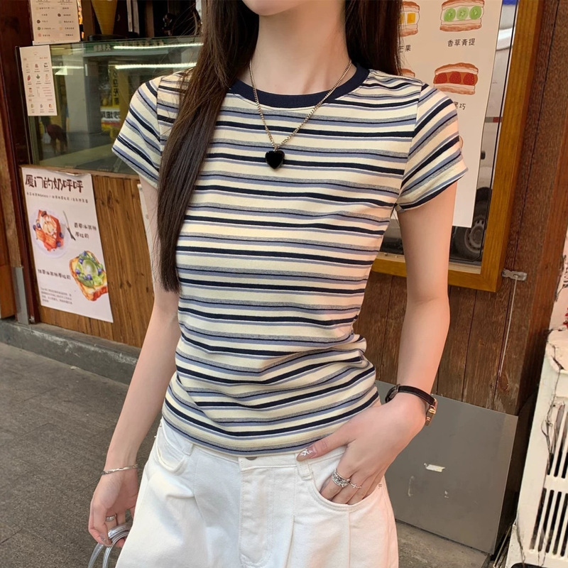 Vintage Color-Block Striped Design Fashion Ins Short-Sleeve T-Shirt for Women, Summer Slim-Fit Flattering Base Top Trendy Blouse Vintage Color-Block Striped Design Fashion Ins Short-Sleeve T-Shirt for Women, Summer Slim-Fit Flattering Base Top Trendy Blouse