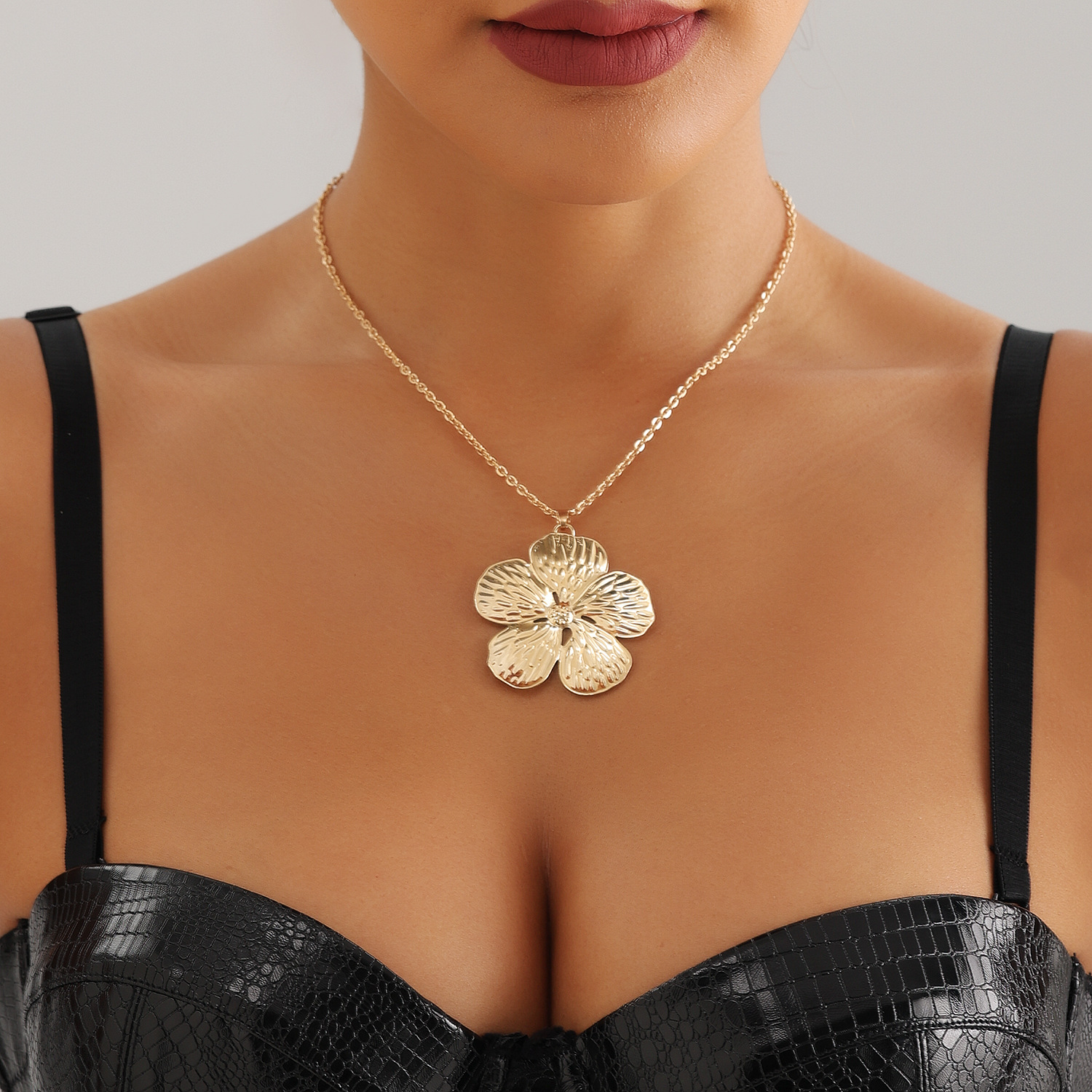 10g Weight Jewelry Set Classification 1 Set Quantity Casual Occasion Alloy Material Flower Pattern Women's Gender Plating Design Simple Style Style Simple Style Flower Alloy Plating Women's Jewelry Set 8