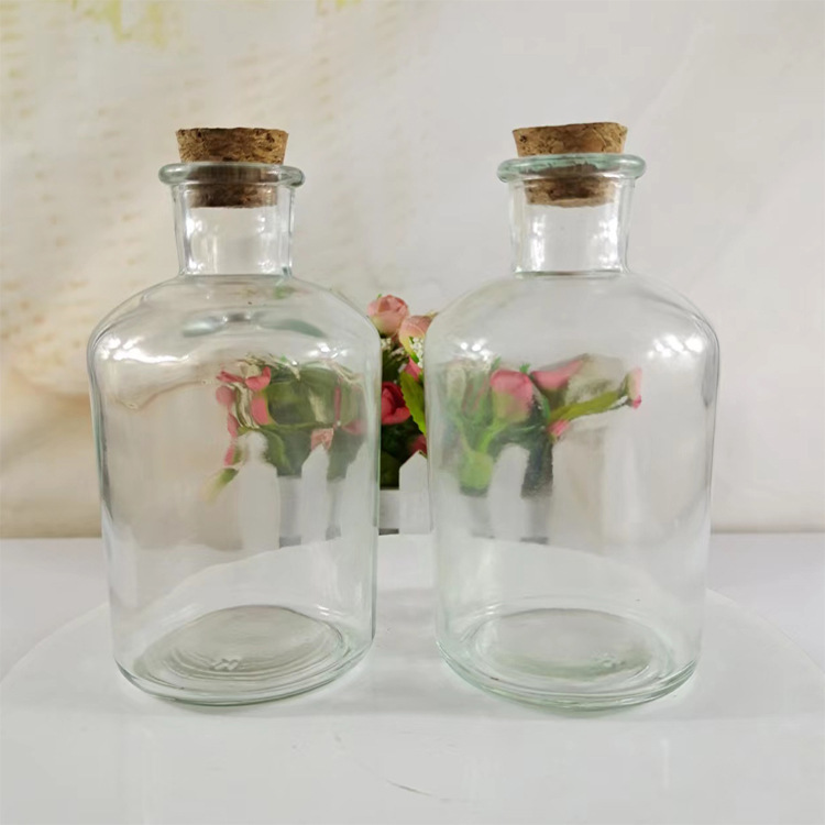 软木塞加厚透明圆柱玻璃香薰瓶插花瓶大口小口试剂瓶玻璃瓶批发