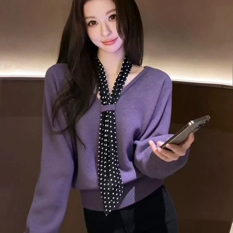 Purple Sweater with a Lazy Style, Loose V-Neck, Polka Dots, and Ribbon, Korean-Style, Exquisite Casual Knitwear, Thin Spring Model Purple Sweater with a Lazy Style, Loose V-Neck, Polka Dots, and Ribbon, Korean-Style, Exquisite Casual Knitwear, Thin Spring Model