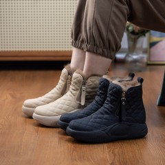 女性の冬の綿の靴とベルベット 2025 新しい厚底ファーワンピーススノーブーツカジュアル滑り止め肥厚暖かい靴