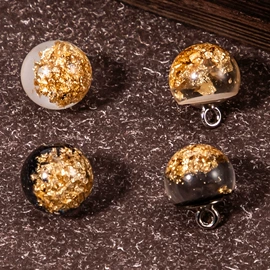 钮扣;拉链头;花边