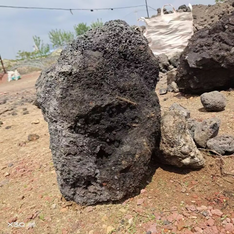 火山石园林绿化造景黑色红色火山岩污水处理过滤用火山石颗粒