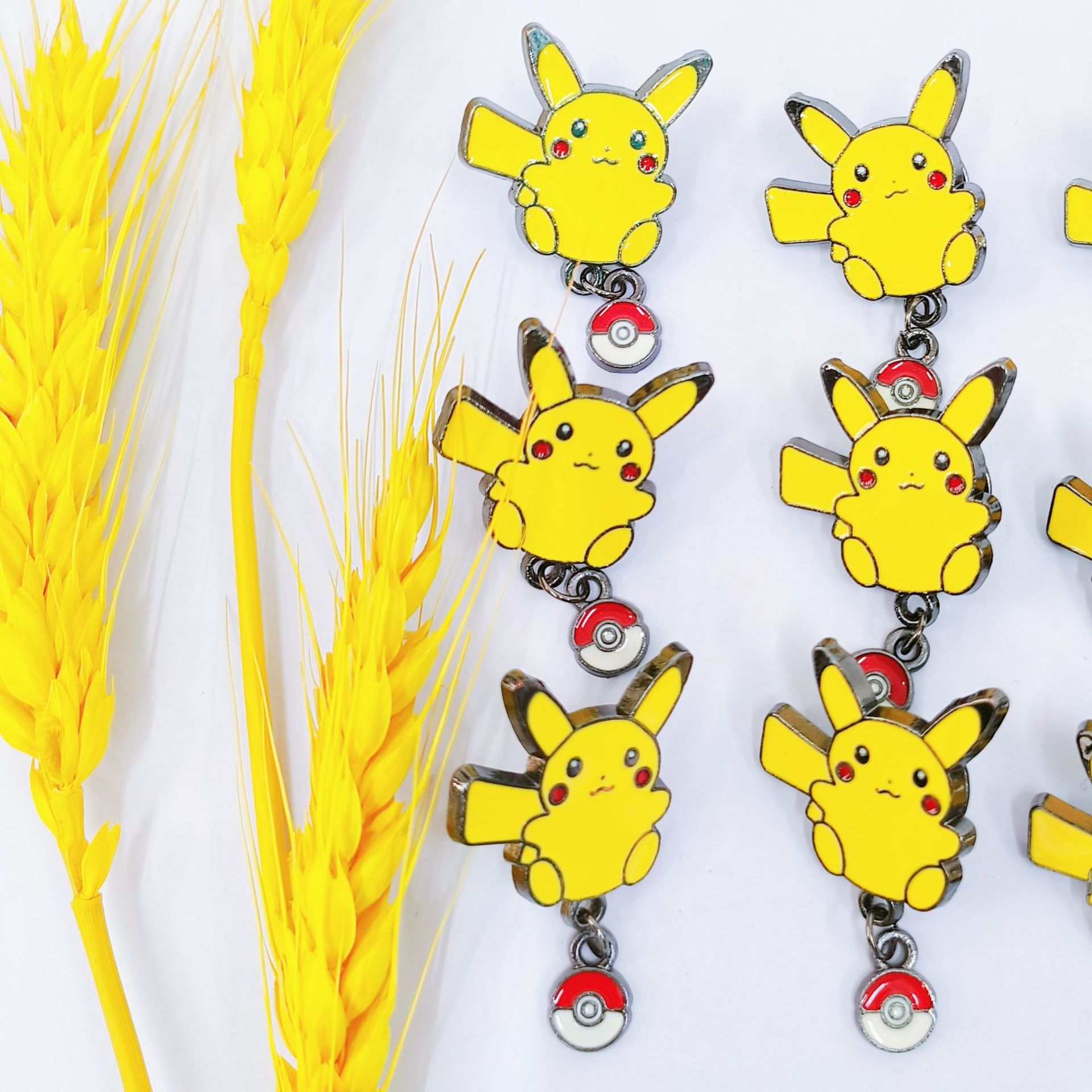 合金日系动漫卡通皮卡丘 胸针 可爱卡通金属徽章宠物小精灵别针领详情10