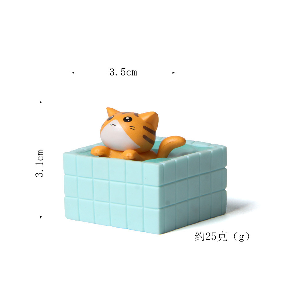 파란색 욕조 노란색 고양이
