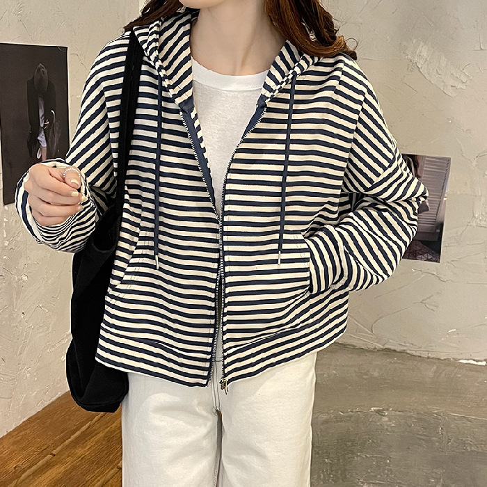 欧美风实拍珠地棉短款条纹大码卫衣开衫外套女春秋薄款宽松上衣|undefined