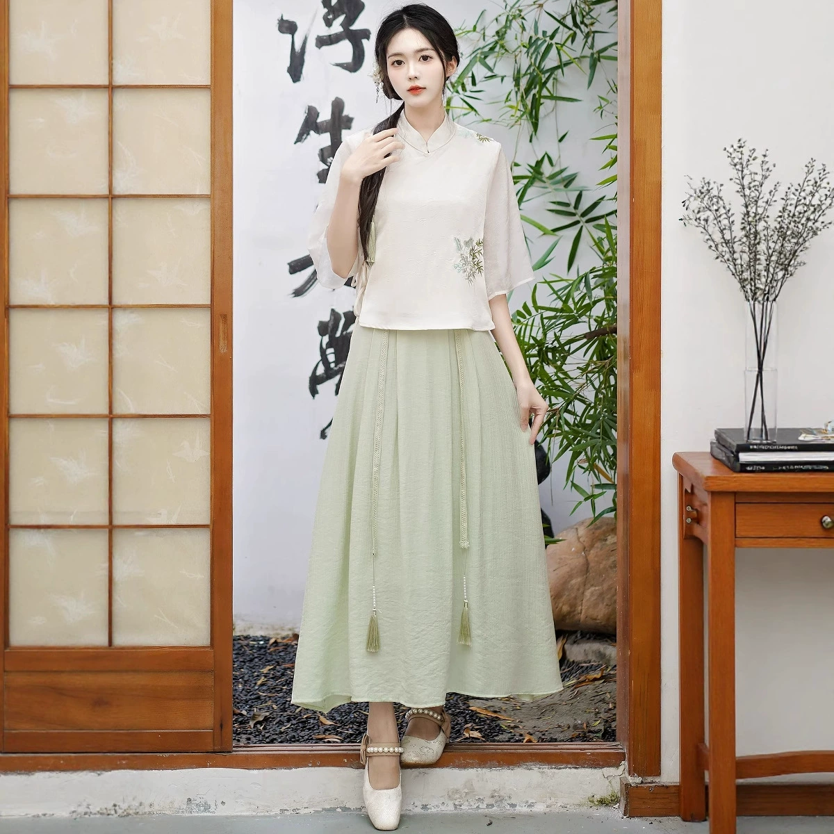 Новая женская одежда в стиле ретро в китайском стиле для ежедневных путешествий, новый костюм Тан с вышивкой в ​​китайском стиле, улучшенный комплект чайного костюма Ханфу для женщин