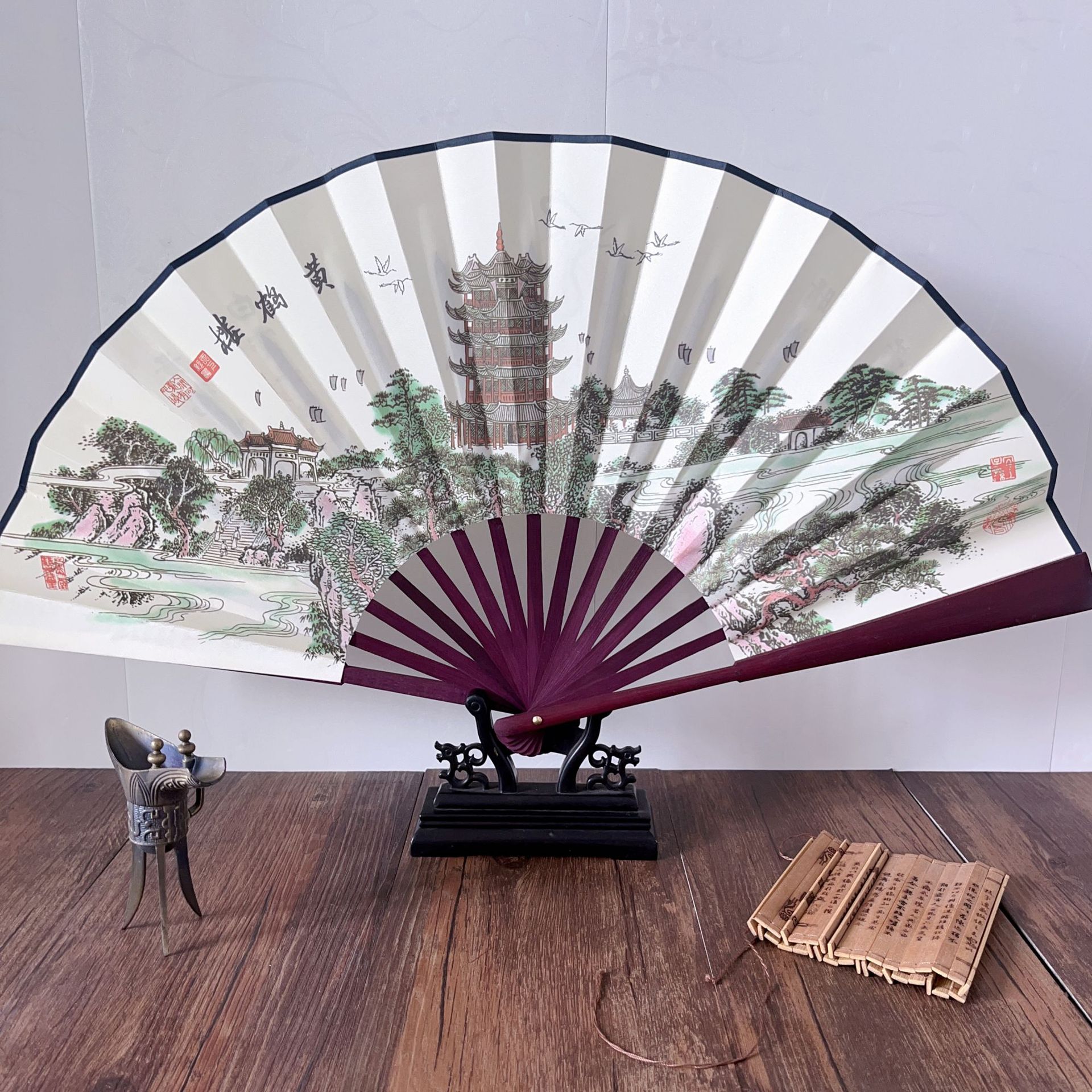 10 인치 흰색 바닥 노란색 크레인 타워