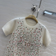 ���ܴ̽�����ᘿ�ë�� �nϵ��Ů�L�@�ݰٴ�A�I���´��� AT89575