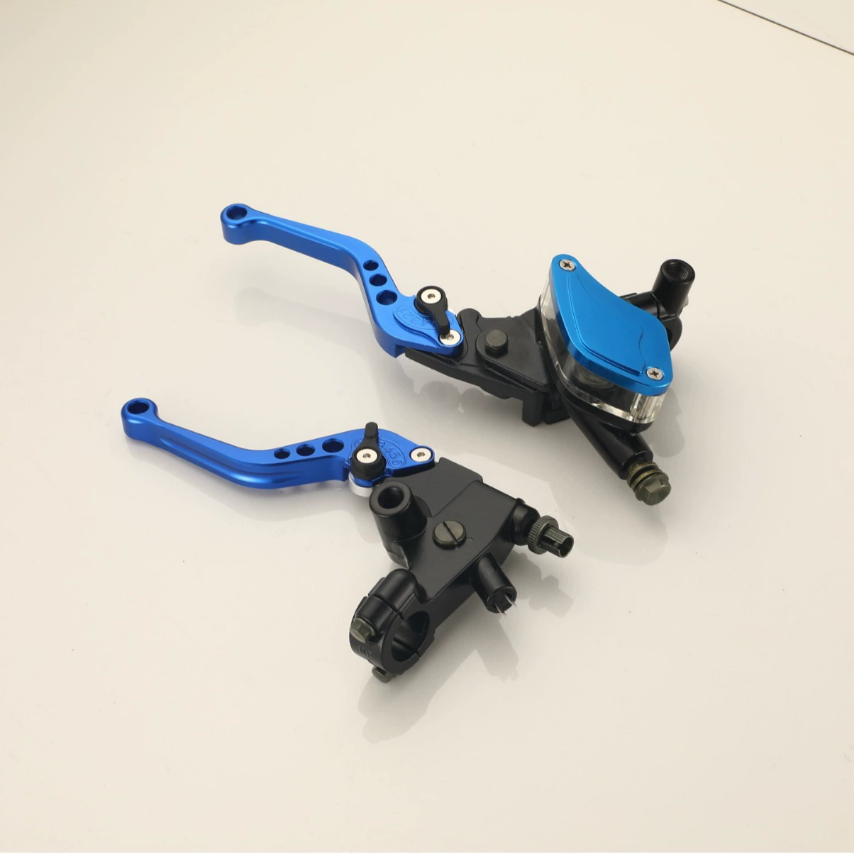 Мотоаксессуары: модифицированный главный тормозной цилиндр CNC Big Leaf Big Mango для скутера Zuma GY6, левый сцепление