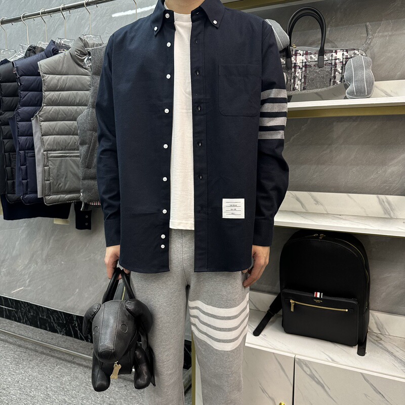 Factory direct TB shirt flannel cotton yarn-dyed four pole pointed collar solid color shirt casual men's and women's