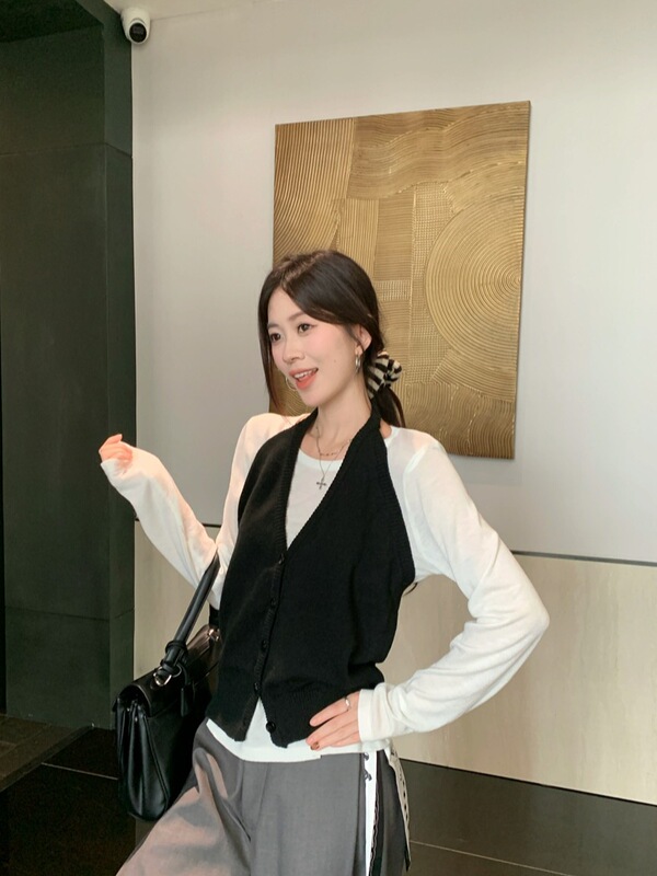 韩系穿搭灰色针织衫挂脖吊带水洗工装休闲裤女2025秋季新款套装潮|undefined