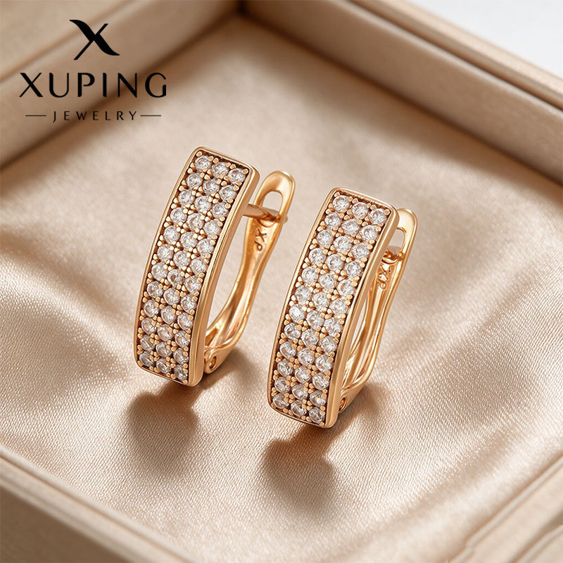 Pendientes de Aro con Zirconia de Aleación de Cobre Bañado en Oro de 18K