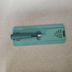 怠け者のモップは手を洗って部品を洗うのを免除します。