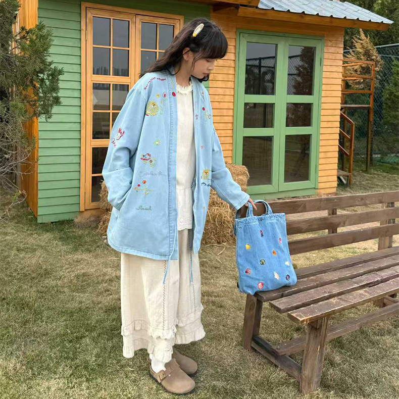 Embroidered Denim Long-Sleeved Shirt for Women, Spring and Autumn Style, Japanese-Style, Artistic, Cute, Age-Reducing, Mid-Length, Buttonless Cardigan Style Shirt Embroidered Denim Long-Sleeved Shirt for Women, Spring and Autumn Style, Japanese-Style, Artistic, Cute, Age-Reducing, Mid-Length, Buttonless Cardigan Style Shirt